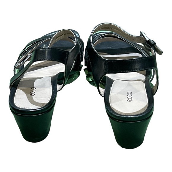 Ecco Leather back strap platform sandals size 40 or 9. - Picture 3 of 4